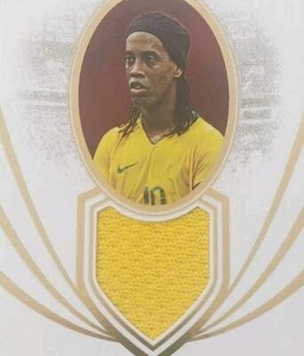Ronaldinho #LG20 | 2022 Futera Unique World Legacy